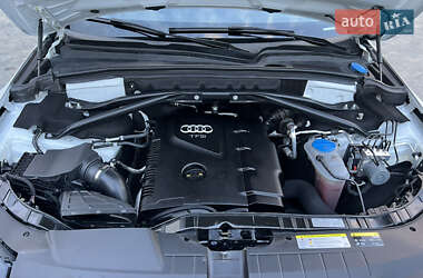 Внедорожник / Кроссовер Audi Q5 2015 в 
