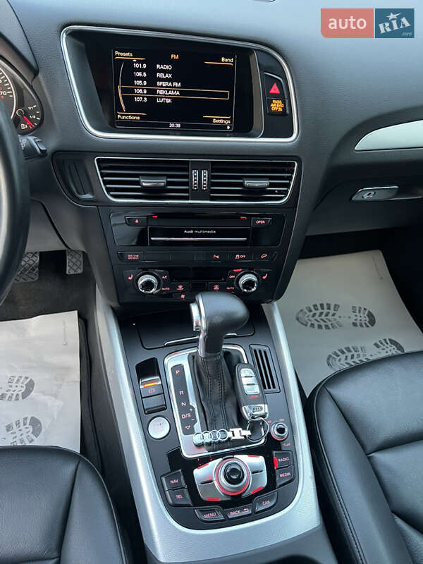 Внедорожник / Кроссовер Audi Q5 2015 в Луцке