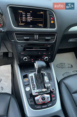 Внедорожник / Кроссовер Audi Q5 2015 в 