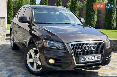 Позашляховик / Кросовер Audi Q5 2011 в Рівному