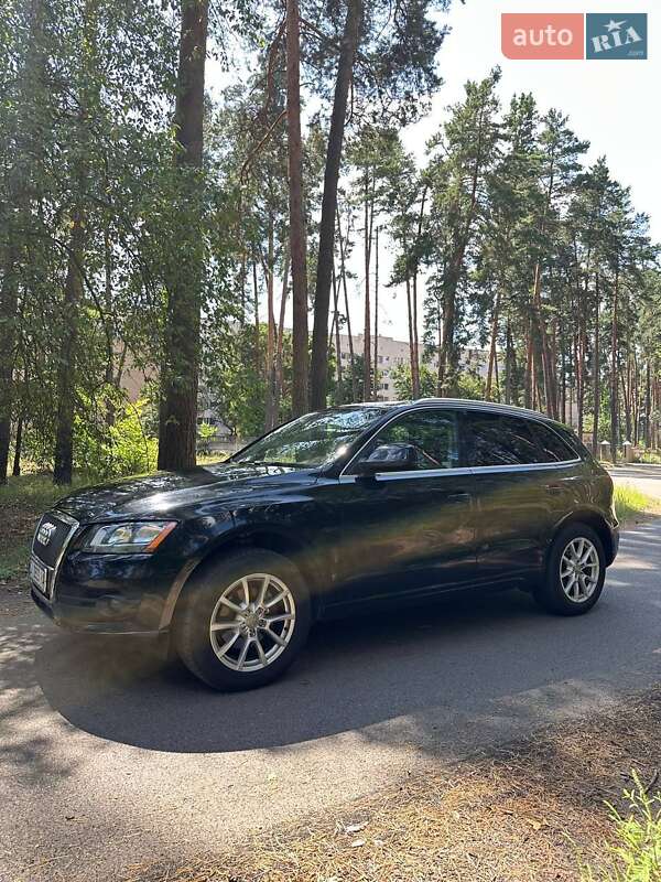 Внедорожник / Кроссовер Audi Q5 2010 в Черкассах