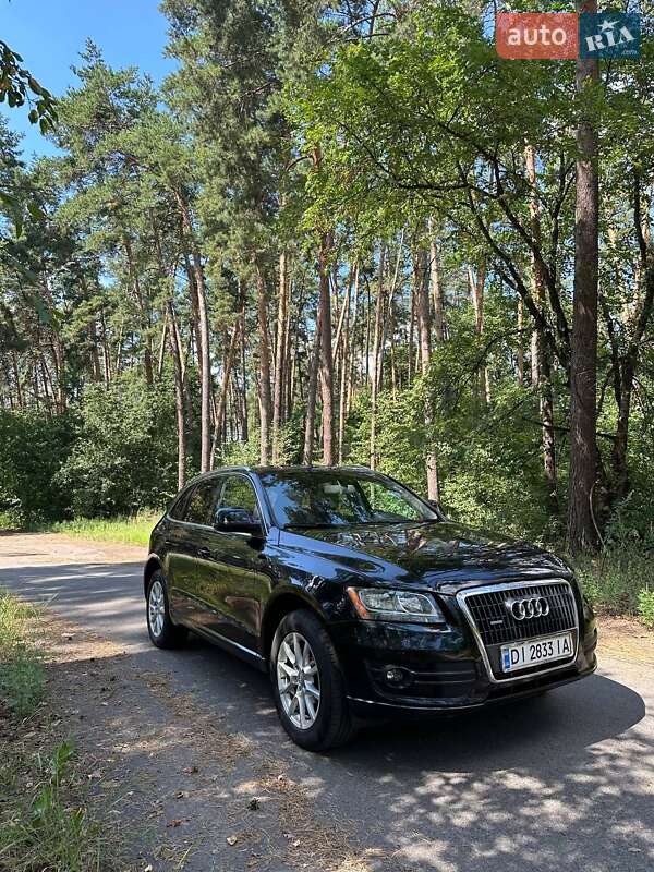 Внедорожник / Кроссовер Audi Q5 2010 в Черкассах