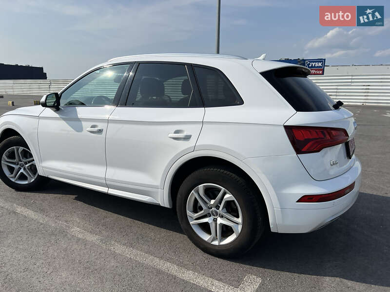 Внедорожник / Кроссовер Audi Q5 2018 в Львове