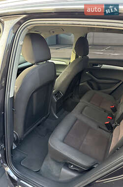 Внедорожник / Кроссовер Audi Q5 2012 в 