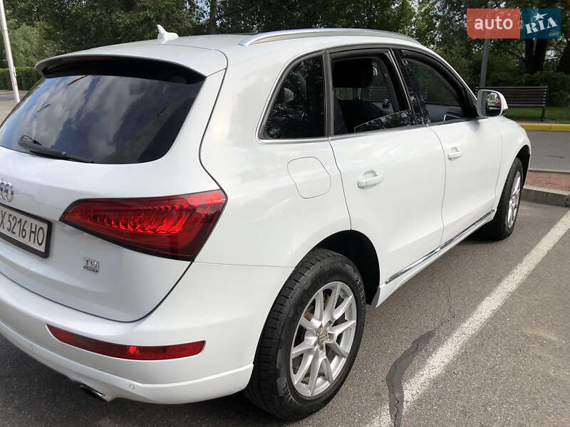 Внедорожник / Кроссовер Audi Q5 2013 в Киеве