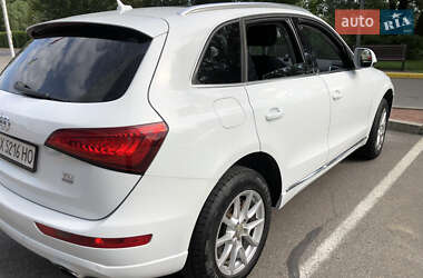Внедорожник / Кроссовер Audi Q5 2013 в 