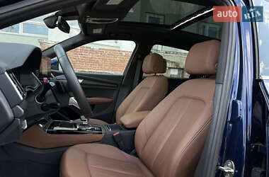 Внедорожник / Кроссовер Audi Q5 2022 в 