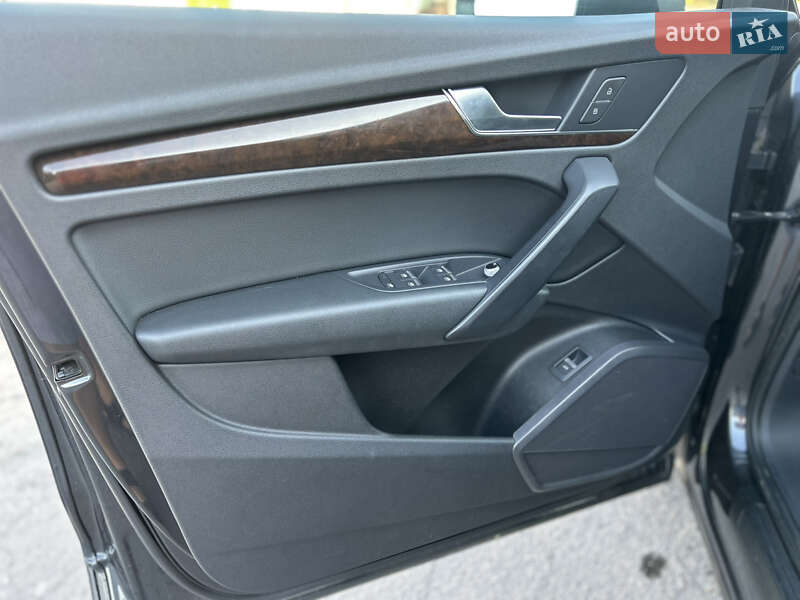 Внедорожник / Кроссовер Audi Q5 2018 в Полтаве