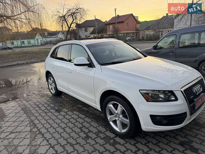 Внедорожник / Кроссовер Audi Q5 2010 в Луцке фото 4 Внедорожник / Кроссовер Audi Q5 2010 в Луцке