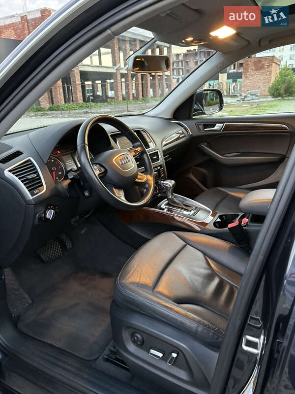 Внедорожник / Кроссовер Audi Q5 2015 в Хмельницком