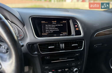 Внедорожник / Кроссовер Audi Q5 2015 в 