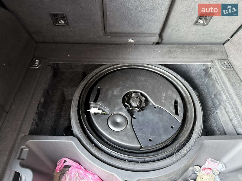 Внедорожник / Кроссовер Audi Q5 2015 в Виннице