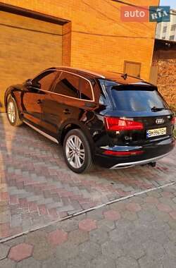 Внедорожник / Кроссовер Audi Q5 2019 в 