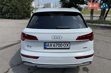 Внедорожник / Кроссовер Audi Q5 2020 в 