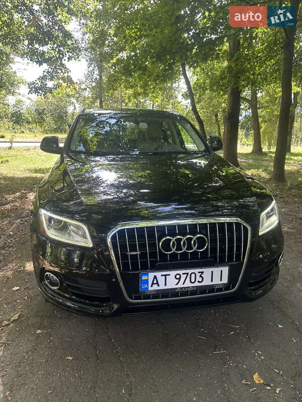 Внедорожник / Кроссовер Audi Q5 2016 в 