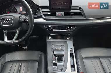 Внедорожник / Кроссовер Audi Q5 2019 в 