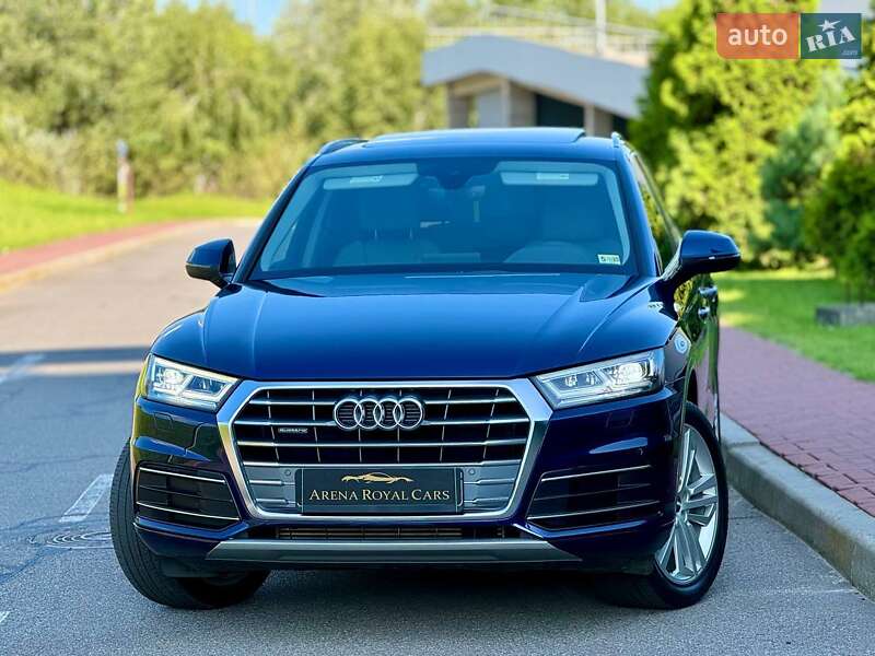 Внедорожник / Кроссовер Audi Q5 2019 в Киеве