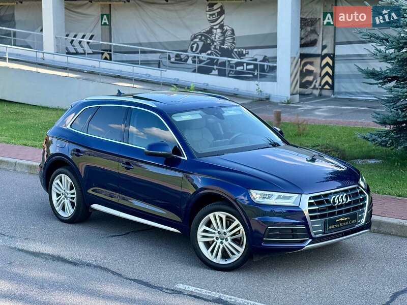 Внедорожник / Кроссовер Audi Q5 2019 в Киеве