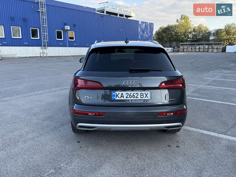 Внедорожник / Кроссовер Audi Q5 2019 в Львове