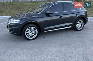 Внедорожник / Кроссовер Audi Q5 2019 в 