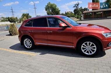 Внедорожник / Кроссовер Audi Q5 2016 в 