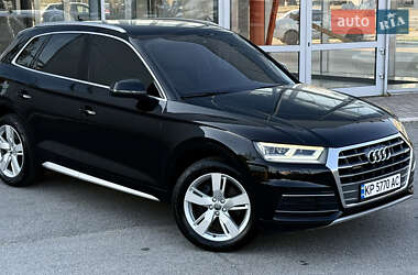 Внедорожник / Кроссовер Audi Q5 2018 в 