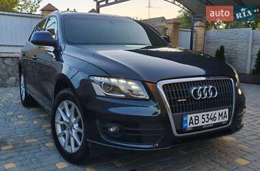 Внедорожник / Кроссовер Audi Q5 2012 в 