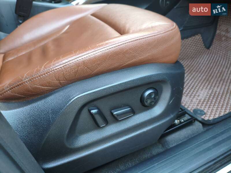 Внедорожник / Кроссовер Audi Q5 2012 в Виннице