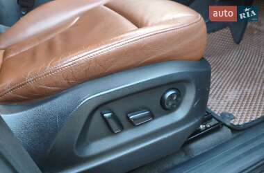 Внедорожник / Кроссовер Audi Q5 2012 в 