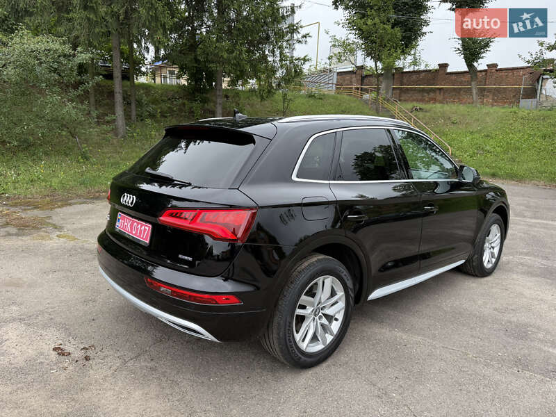 Внедорожник / Кроссовер Audi Q5 2019 в Виннице