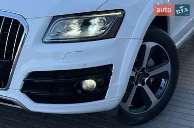 Внедорожник / Кроссовер Audi Q5 2016 в 