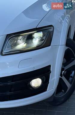 Внедорожник / Кроссовер Audi Q5 2016 в 