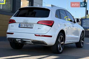 Внедорожник / Кроссовер Audi Q5 2016 в 