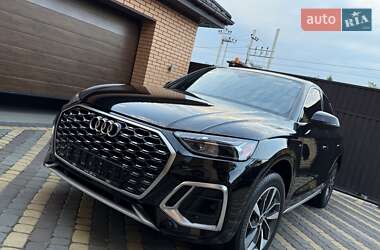 Внедорожник / Кроссовер Audi Q5 2022 в 