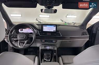 Внедорожник / Кроссовер Audi Q5 2022 в 