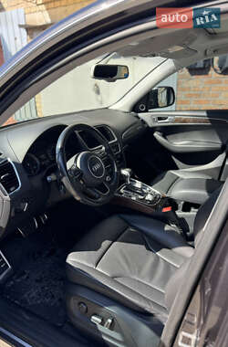 Внедорожник / Кроссовер Audi Q5 2015 в 
