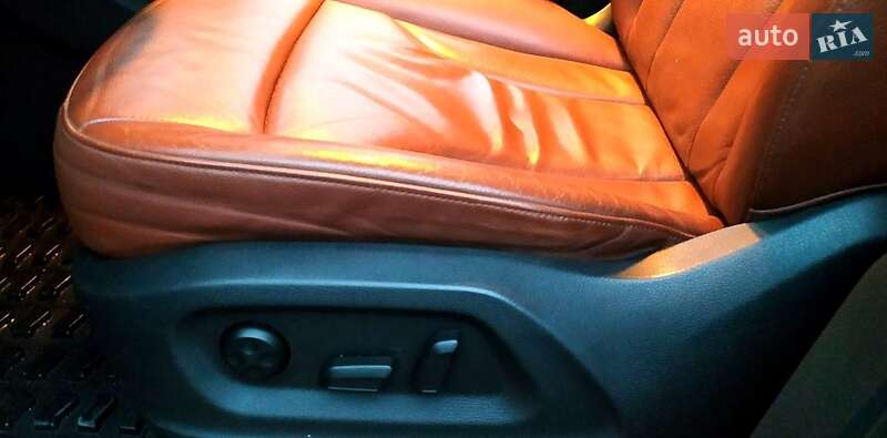 Внедорожник / Кроссовер Audi Q5 2011 в Конотопе