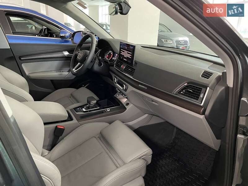 Внедорожник / Кроссовер Audi Q5 2024 в Полтаве