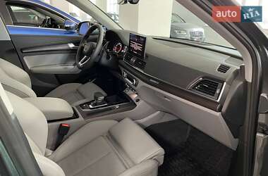Внедорожник / Кроссовер Audi Q5 2024 в 