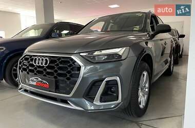 Внедорожник / Кроссовер Audi Q5 2024 в 