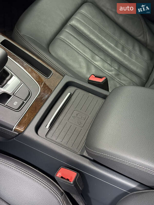 Внедорожник / Кроссовер Audi Q5 2019 в Одессе