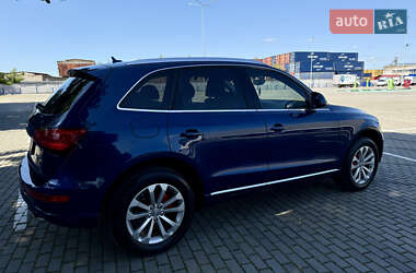Внедорожник / Кроссовер Audi Q5 2013 в 