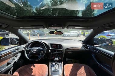 Внедорожник / Кроссовер Audi Q5 2015 в 