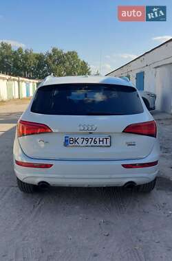 Внедорожник / Кроссовер Audi Q5 2014 в 