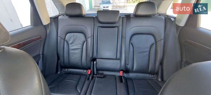 Внедорожник / Кроссовер Audi Q5 2014 в Нетешине