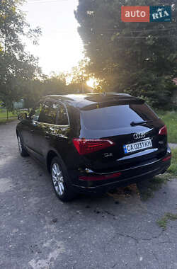 Внедорожник / Кроссовер Audi Q5 2010 в 