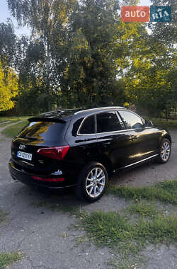 Внедорожник / Кроссовер Audi Q5 2010 в 