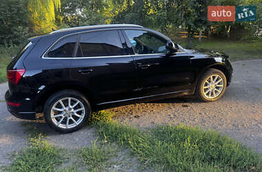 Внедорожник / Кроссовер Audi Q5 2010 в 