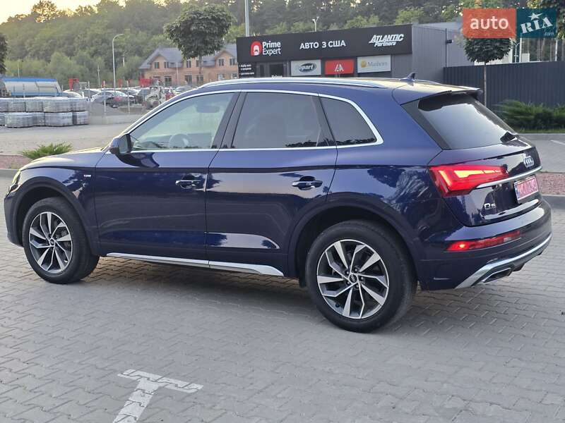 Внедорожник / Кроссовер Audi Q5 2022 в Львове