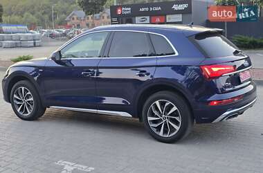Внедорожник / Кроссовер Audi Q5 2022 в 